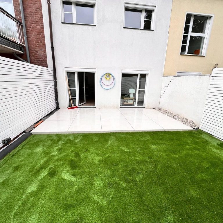 Terrassenbau Keramikplatten verlegen Haan Gartenbau modern