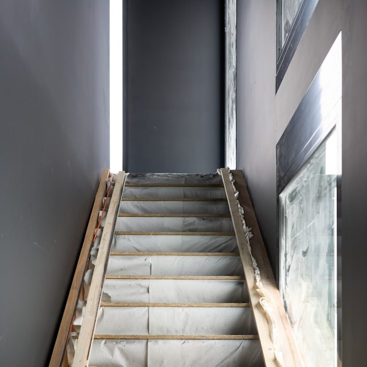 Professioneller Innenausbau und hochwertige Sanierungen Innenausbau Haan Badsanierung Treppe renovieren Handwerksbetrieb Kreis Mettmann